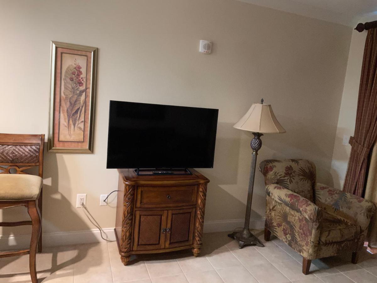 Disney Just 1 And A Quarter Mile Away, Blue Heron 1 Room 2 Bath,Amenities,6 Guests, Walk To Restaurants, No Fees At Check In Orlando Esterno foto