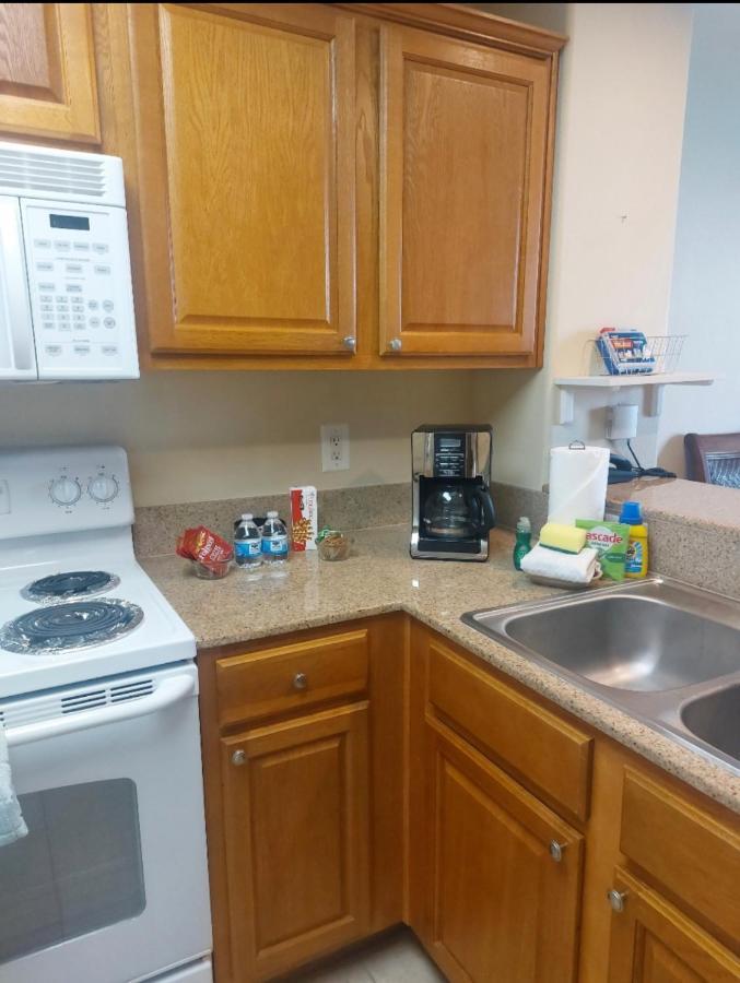 Disney Just 1 And A Quarter Mile Away, Blue Heron 1 Room 2 Bath,Amenities,6 Guests, Walk To Restaurants, No Fees At Check In Orlando Esterno foto